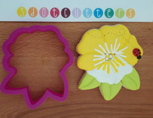 Load image into Gallery viewer, Flower Cookie Cutter #5