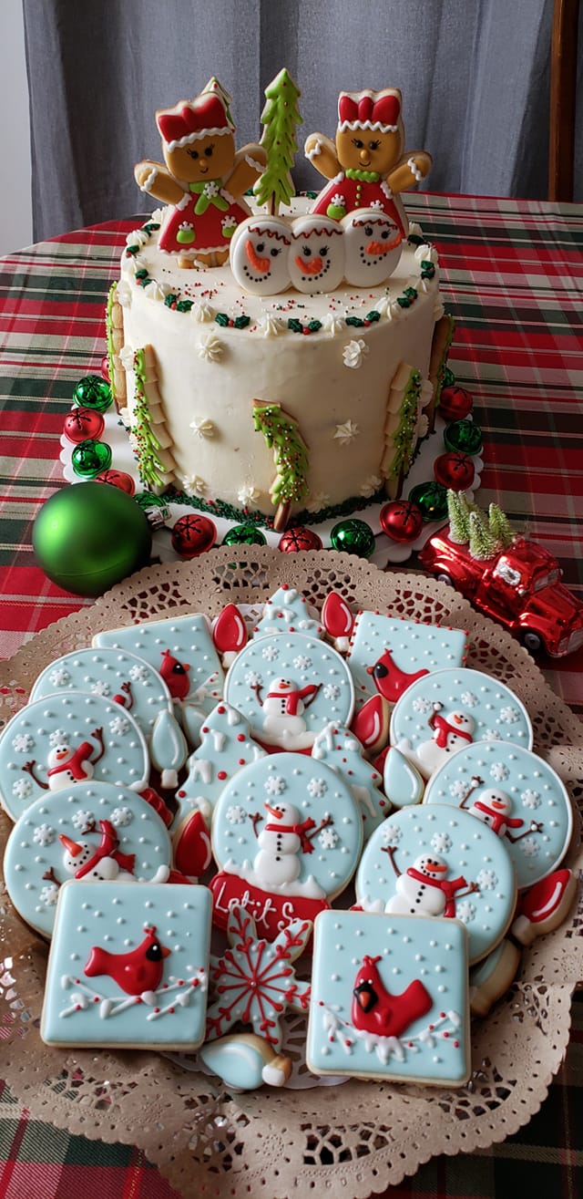 Medium Christmas Cookie Platter (12-15pc) SOLD OUT